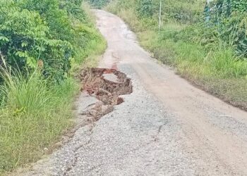 DPRD Mura Soroti Akses Jalan Kecamatan Uut Murung Alami Kerusakan dan Longsor