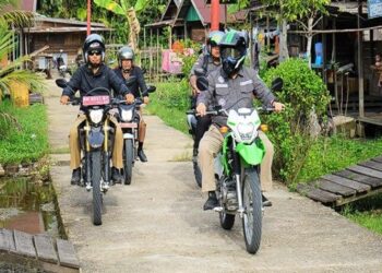 Belum Setahun Menjabat, Pj Bupati Barsel Sudah Kunjungi Seluruh Desa
