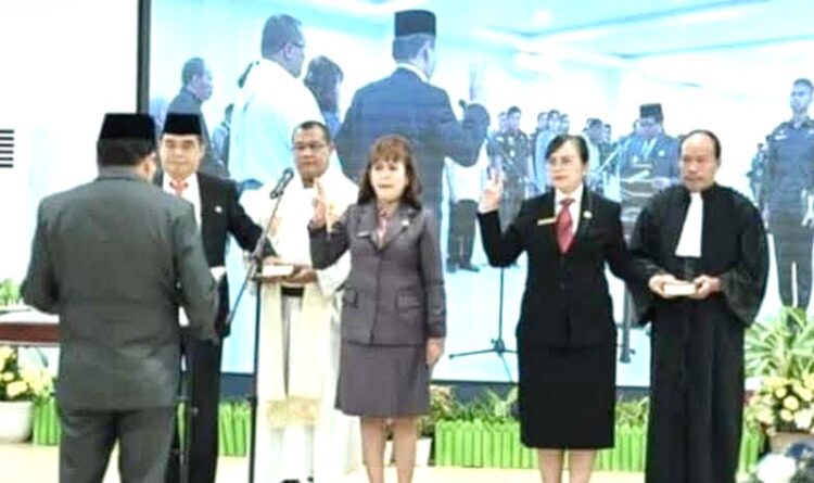 PJ Bupati Kapuas Lantik 3 Orang Pejabat Pimpinan Tinggi Pratama