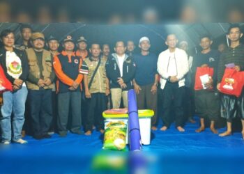 Pj Bupati Kapuas Kapuas Bersama Sekda Sambangi Korban Kebakaran