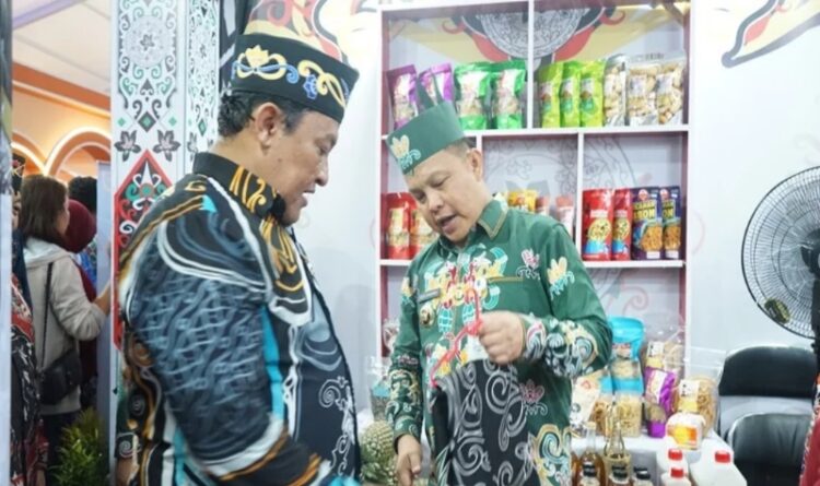 Anyaman sampai Batik asal Barsel Dipromosikan pada Kalteng Expo 2024