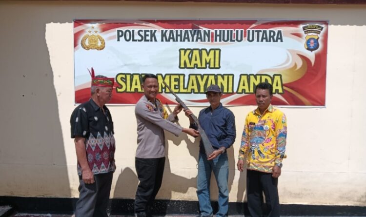 Diserahkan Secara Sukarela, Polsek Kahut Amankan Senpi Rakitan