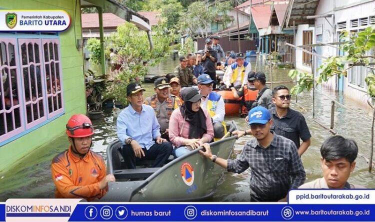 Pj. Bupati Mendampingi Perwakilan Kementerian PUPR dan BWS Kalimantan III Meninjau Banjir di Barut