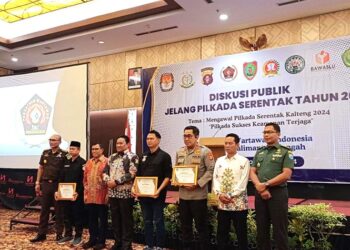 PWI Kalteng Melaksanakan Diskusi Publik Pemilihan Kepala Daerah (Pilkada) Serentak 2024.