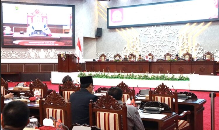 H Edy Pratowo Hadiri Rapat Paripurna ke-5 Masa Persidangan II Tahun Sidang 2024 DPRD Kalteng