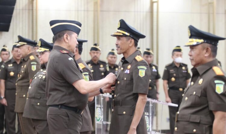 Jaksa Agung Lantik 6 Pejabat Baru