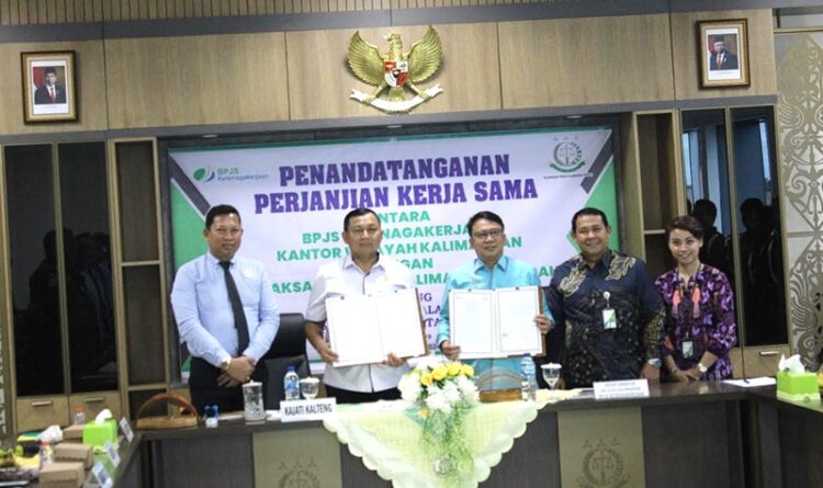 BPJS Ketenagakerjaan Kantor Wilayah Kalimantan dan Kejati Kalteng Tanda Tangani Kerja Sama