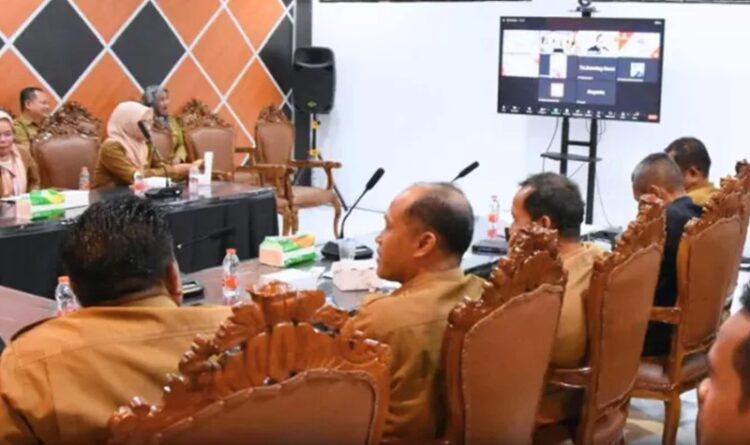 Pemkab Barito Utara Ikuti Asistensi Evaluasi LPj Pj Bupati Triwulan III Secara Virtual