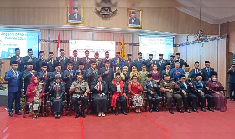 39 dari 40 Anggota DPRD Kotim Resmi di Lantik