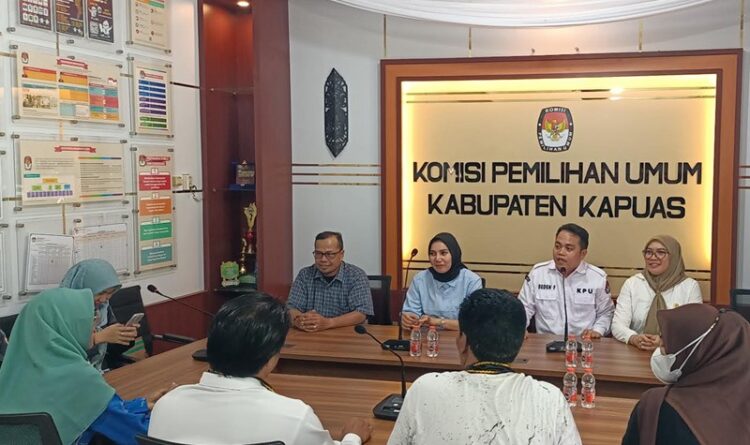 KPU Kapuas Simulasi Persiapan Pendaftaran Balon Bupati dan Wakil Bupati Kapuas 2024-2029