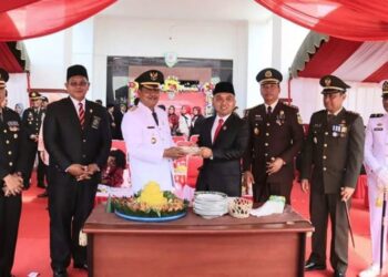 Ketua DPRD Seruyan Apresiasi Pelaksanaan Upacara Peringatan Hari Kemerdekaan ke-79 di Kabupaten Seruyan