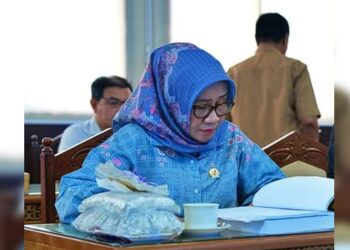Siti Nafsiah Ingatkan Eksekutif Lebih Memperhatikan Pemenuhan Hak Dasar Masyarakat