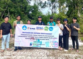 TIM PKM Pengembangan Teknik Pengelolaan Sanitasi Lingkungan Terhadap Daya Tarik Wisata Alam Lewu Rawan,l