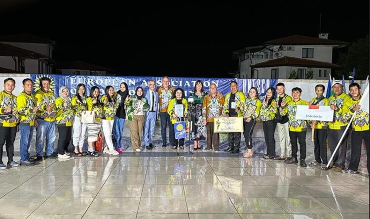 Wakili Indonesia, Tim Seni Budaya asal Barito Selatan raih Juara Dunia