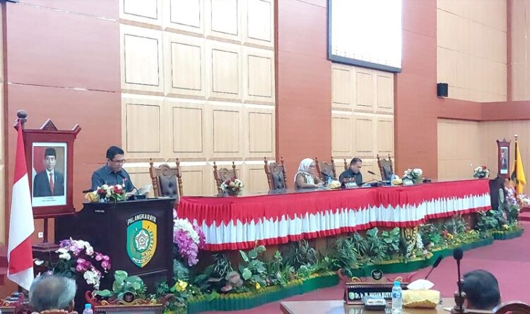 8 Fraksi DPRD Palangka Raya Sepakati Perubahan APBD Tahun 2024 Kembali di Bahas