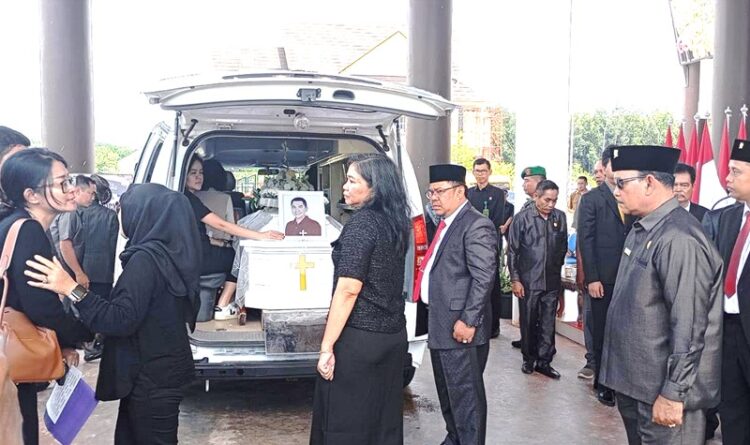 Penghormatan Terakhir Almarhum James Patrick's