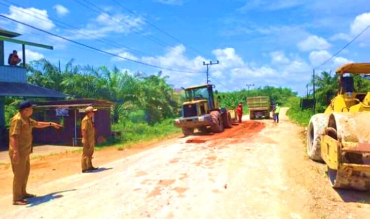 Jalan Di Katingan Tengah Di Perbaiki Sementara