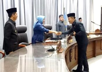 Fraksi AR DPRD Barut Sampaikan Pandangan Umum Fraksi Terhadap Perubahan APBD 2024