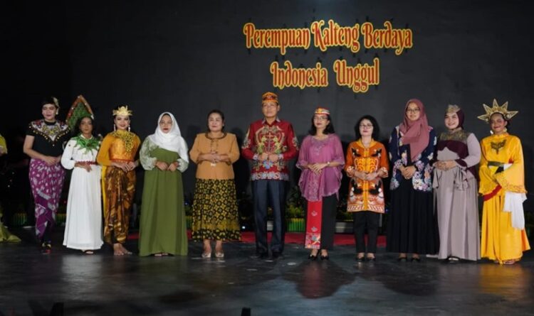 Yuas Elko Buka Gelar Seni Budaya Hari Perempuan Internasional