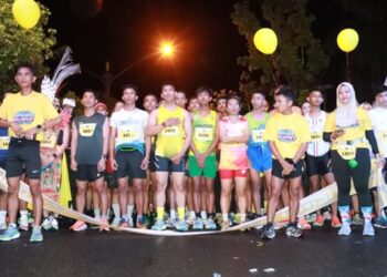 Plt. Kepala Biro Organisasi Hadiri Kahayan Glow Run