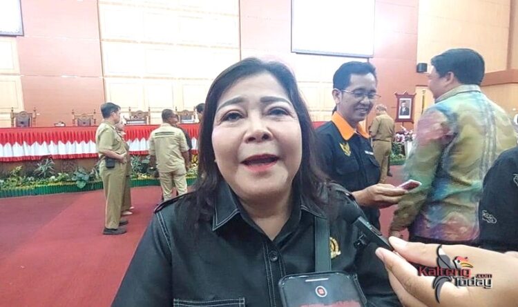 Nenie Adriati Lambung Siap Emban Tugas Sebagai Wakil Ketua II DPRD Palangka Raya