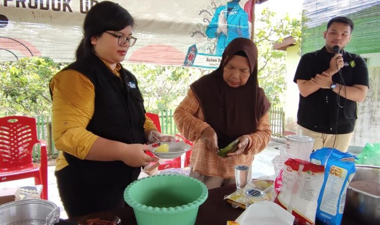 Dosen dan Mahasiswa FEB UPR Dorong Inovasi Produk Keripik Alpukat sebagai Upaya Peningkatan Sektor Wirausaha