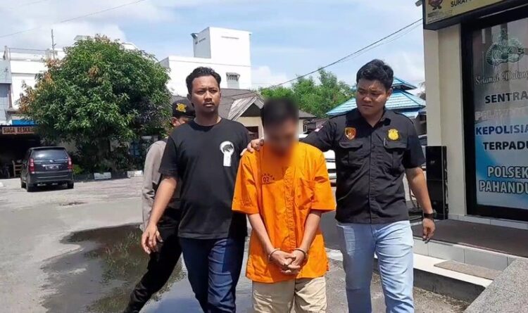 Curi Ratusan Bungkus Rokok Seorang Pria Diringkus Polisi