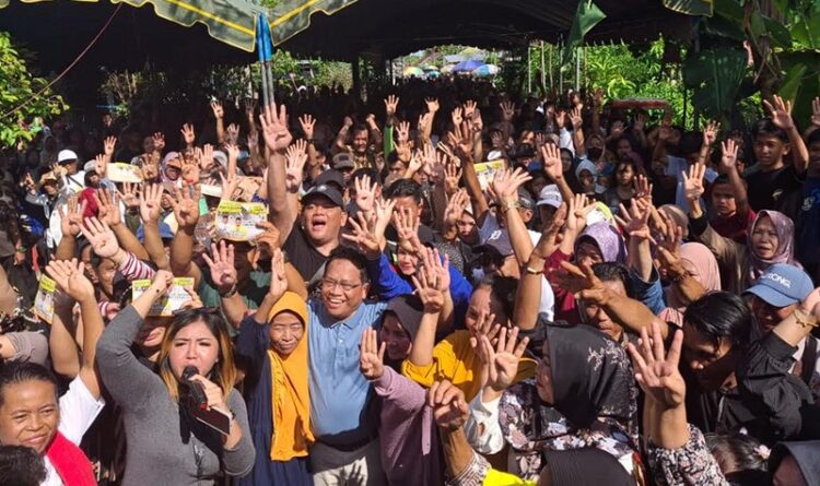 Ribuan Warga Hadiri Kampanye Dialogis Calon Bupati Kapuas Nomor Urut 4