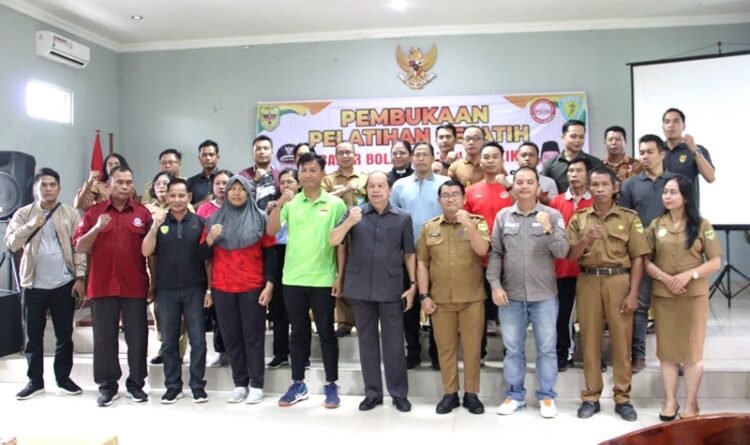 Pelatihan Bagi Pelatih Olahraga di Gumas Resmi Dibuka