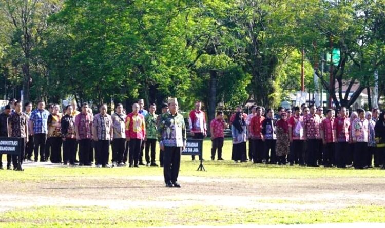 Sri Widanarni Pimpin Upacara Peringatan Hari Bela Negara Ke-76 Lingkup Setda Prov Kalteng