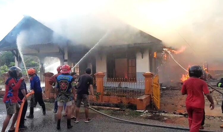 Diduga Korban Kebakaran Rumah di Jalan Raying Suring Satu Keluarga Anggota Polisi