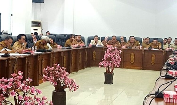 DPRD dan Pemkab Komitmen Perjuangkan Kepastian Status Kepegawaian Honorer R2 dan R3