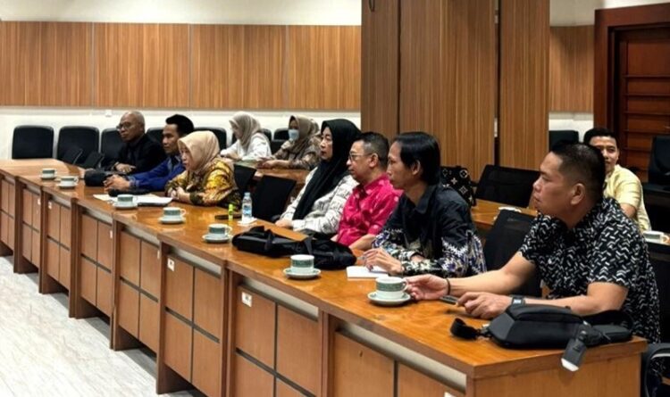 Dorong Pemerintah Prioritaskan Putra-Putri Daerah dalam Seleksi CPNS