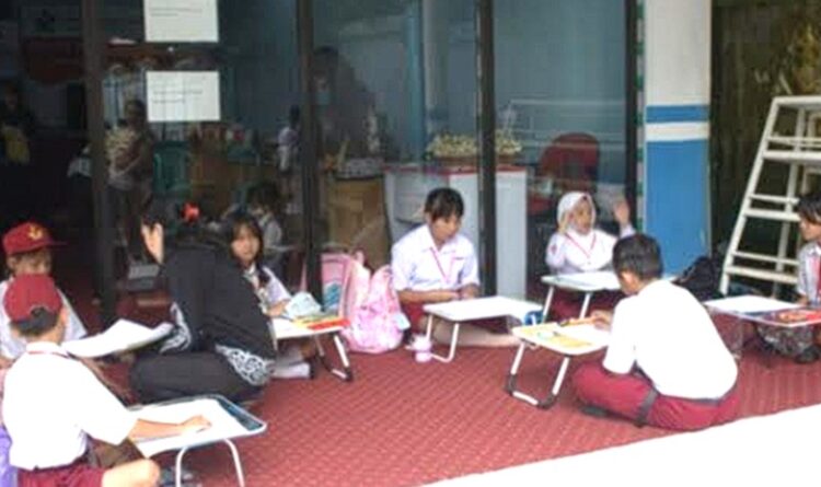 Wajah-wajah Ceria Hiasi Siswa Peserta Lomba Menggambar di Bartim