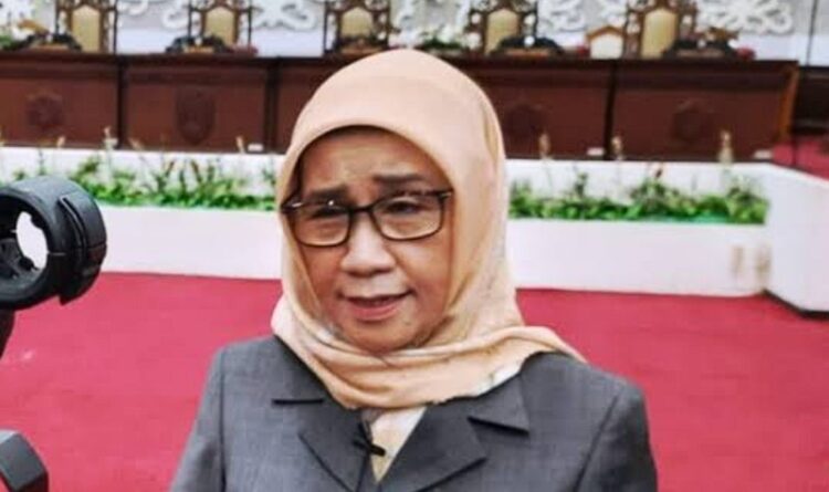 Siti Nafsiah Dorong Masyarakat Manfaatkan Halaman Rumah Untuk Bertanam