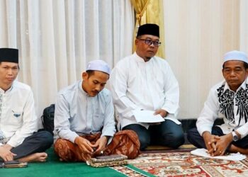 H. Tajeri dan Patih Herman AB Dampingi Jamaah Calon Haji, Titip Doa untuk Daerah