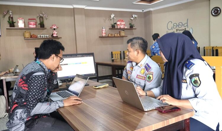 Pemko Palangka Raya Laksanakan Desk Validasi Data Arsitektur SPBE 2025
