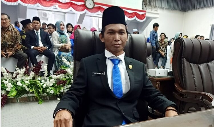 DPRD Dorong Replikasi Inovasi Hukum Pemdes Lemo I ke Seluruh Barito Utara