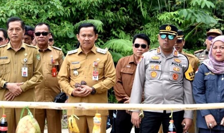 Waket II DPRD Barut Dampingi Pj Bupati Tinjau PSU
