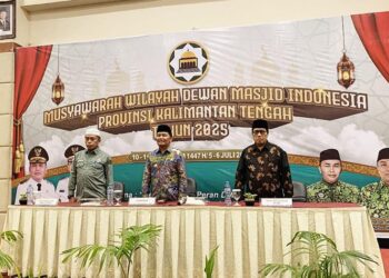 Agustiar Emban Pucuk Pimpinan DMI Kalteng Masa Bakti 2025-2030