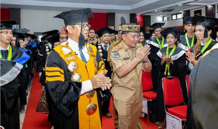 1022 Orang Wisuda di UPR, Gubernur Kalteng: Pendidikan adalah Dasar Utama Bentuk Karakter