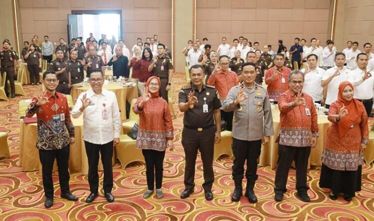 Pemprov Kalteng–OJK Perkuat Perlindungan Masyarakat dari Modus Kejahatan Keuangan