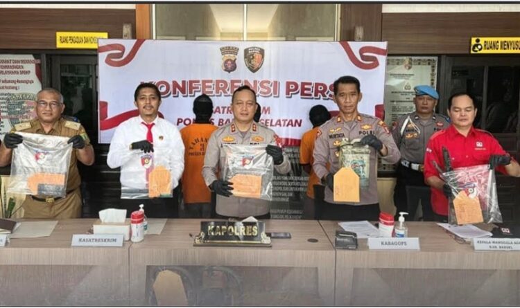 Polres Barsel Amankan 3 Orang Terduga Pembakar Hutan dan Lahan