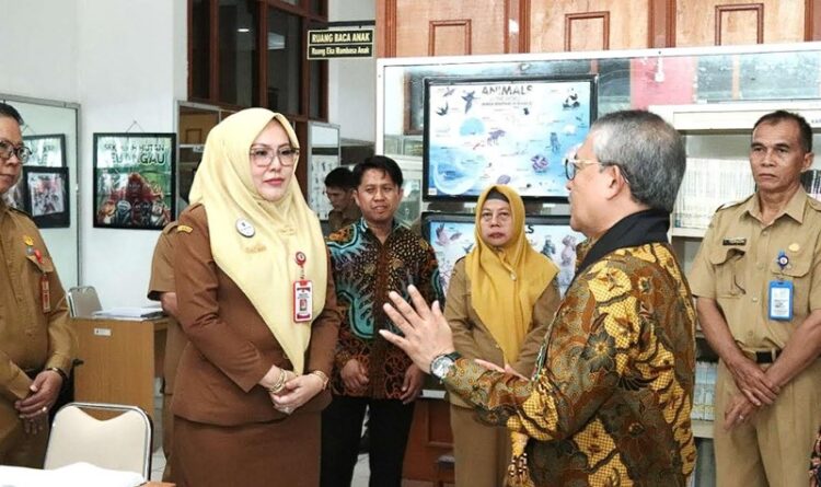 Kepala Perpusnas RI Kunjungi Dispursip Kalteng, Bahas Tantangan dan Penguatan Perpustakaan