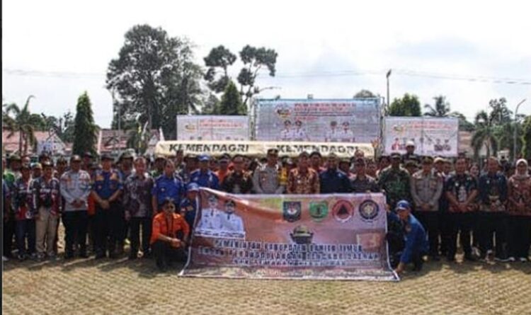 200 Relawan Dari Seluruh Desa se-Bartim Ikuti Simulasi Penanggulangan Kebakaran