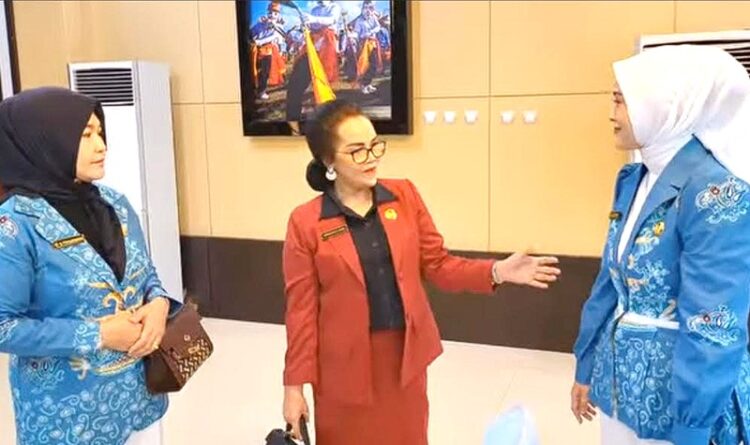 Apristini Arton Dohong: Kader PKK Punya Peran Besar untuk Kesejahteraan Keluarga