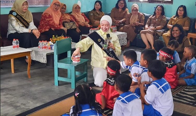 Peserta Didik TK Beringin IV Dapat Edukasi Gosok Gigi
