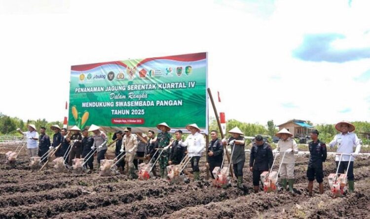 Achmad Zaini Ikuti Kegiatan Penanaman Jagung Serentak Kuartal IV