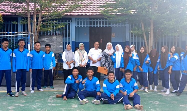 Soroti Pembelajaran Berbasis Teknologi, Dewan Pastikan Kesiapan SMPN 2 Muara Teweh
