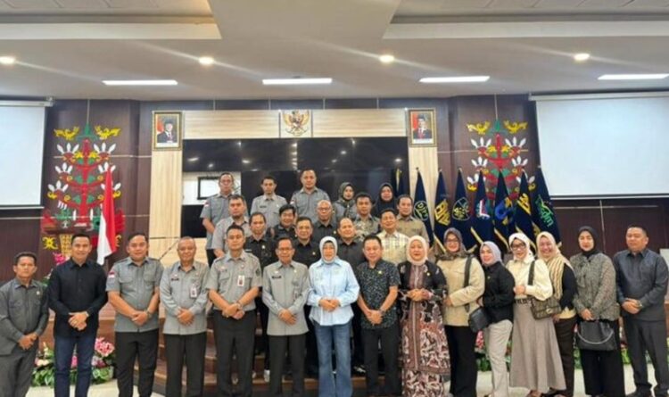 Tingkatkan Kualitas Regulasi, DPRD Barito Utara Teken MoU dengan Kemenkumham Kalteng